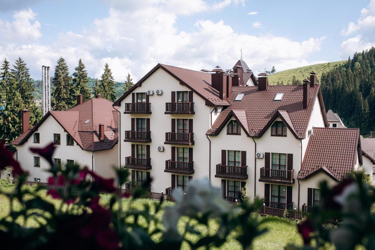 Gasthaus & Spa Bukovel Luaran gambar