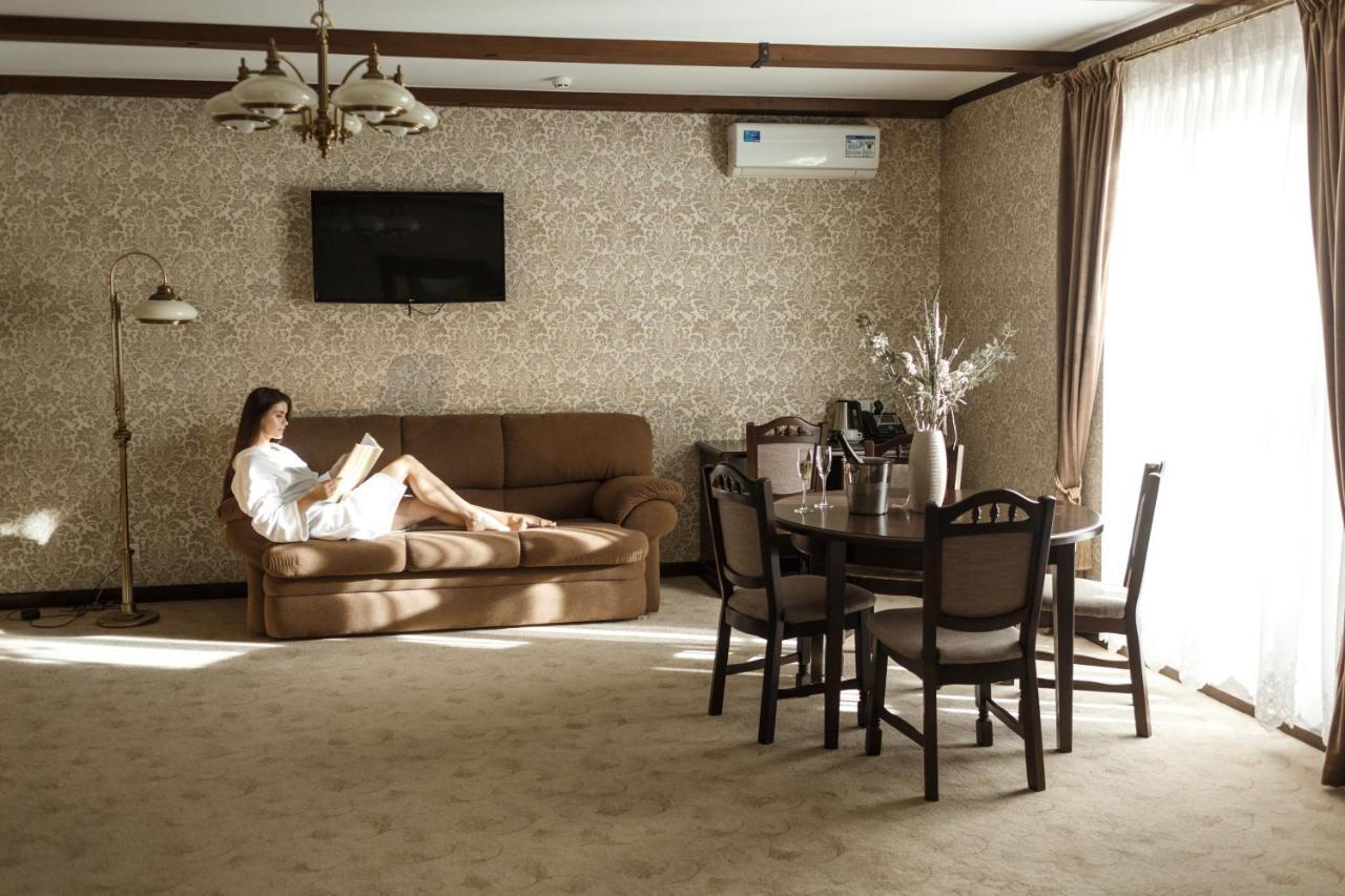 Gasthaus & Spa Bukovel Luaran gambar